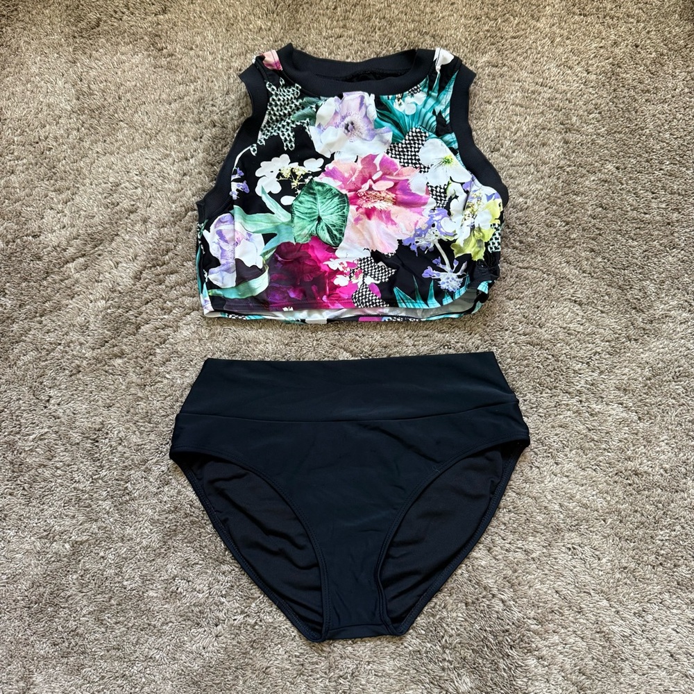 Hapari Whitsunday Tank Midkini Top and Tummy Tuk Bottoms | Size M
